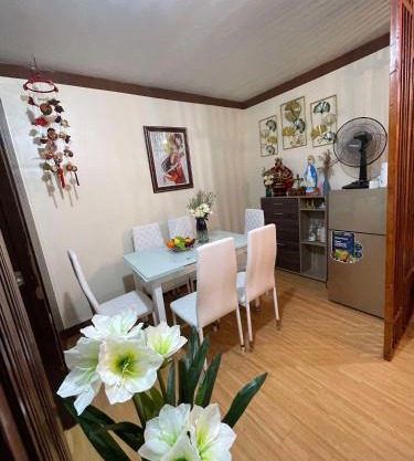 Golden Poppy Cozy Condo