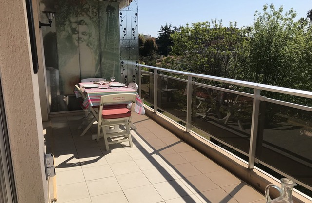 Golfe Juan - Plages A Pied- 2pièces 40m2/terrasse SUD 12m2