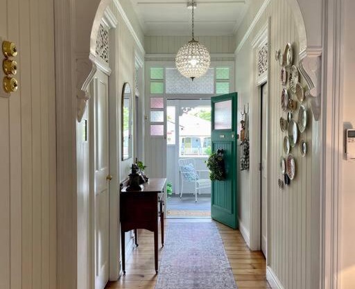 Gorgeous Arthouse Queenslander In Ipswich
