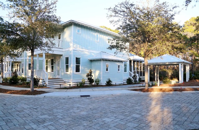 GORGEOUS Home on 30A! Six seater golf cart included!