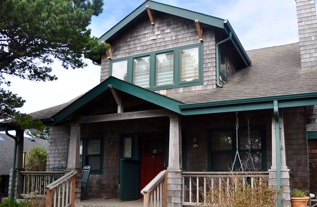 Gorgeous Large Cannon Beach Home