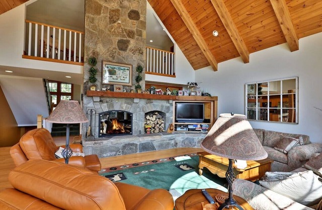 Gorgeous Solitude Home with Direct Ski Access and Hot Tub