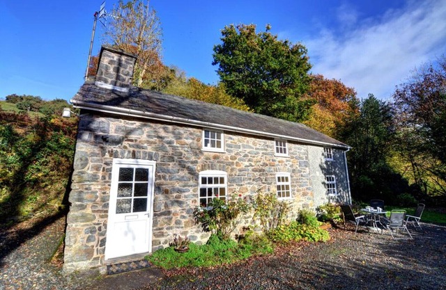 Gors - Two Bedroom House, Sleeps 4