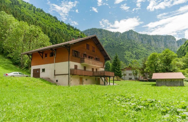 Grand appartement proche Gd Bornand