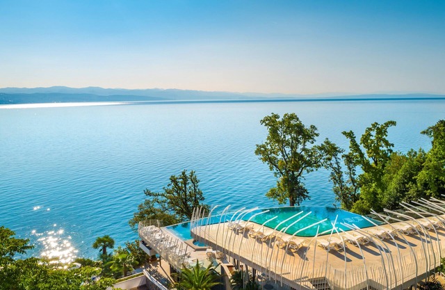 Grand Hotel Adriatic II