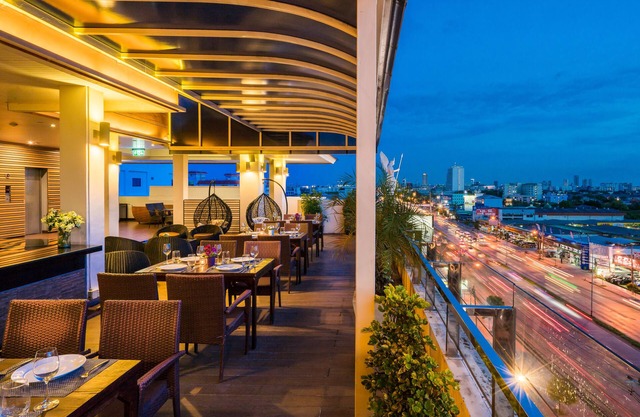 Grand lord Boutique Hotel