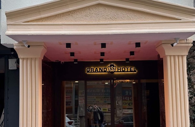 Grand S&S Hotel