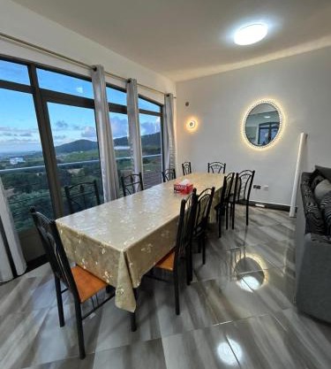 Grande Maison Familiale Vue Mer et Montagne