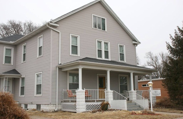 Grayhouse Inn - Room #8