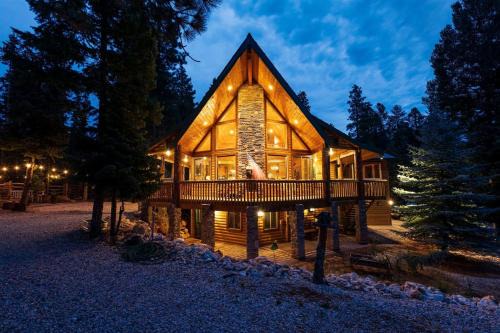 Great Escape Retreat Hot Tub Fire Pit