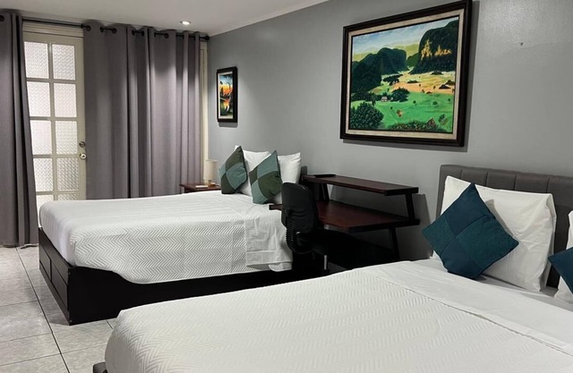 Great expeirence bed & breakfast with AC in down town Alajuela