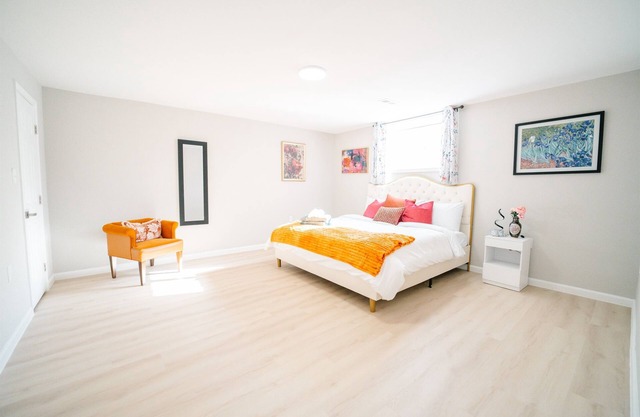 Great Falls Luxe Haven: 5BR/3BA Modern Oasis!