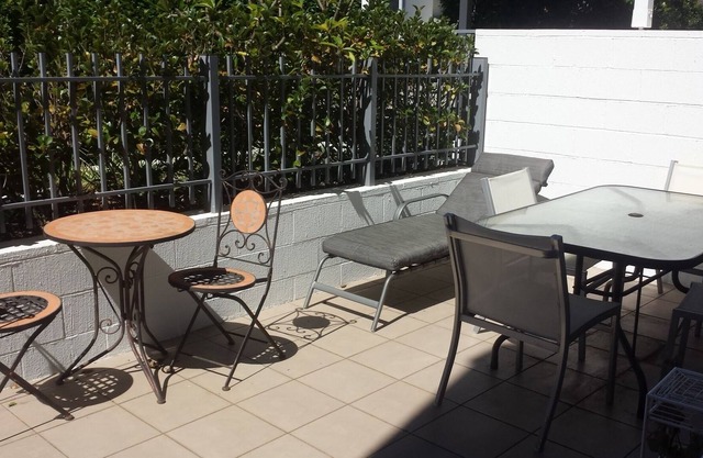 Great townhouse close to beaches, airport and city CBD