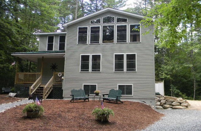 Great Vacation Home, Heart of Lakes/Ski Region in Bridgton Me