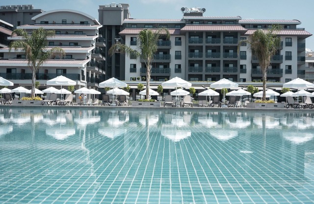 Green Garden Resort & Spa Hotel