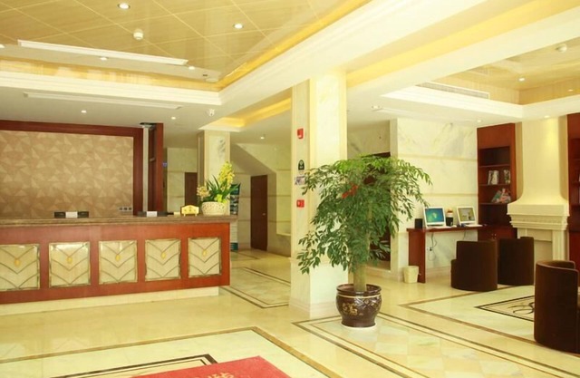 GreenTree Inn Linhai Yintai City