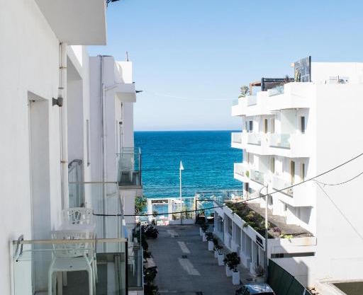 Greta Apartments