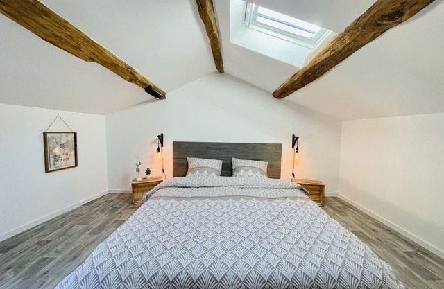 Group gîte near Futuroscope and Poitiers. Pets allowed
