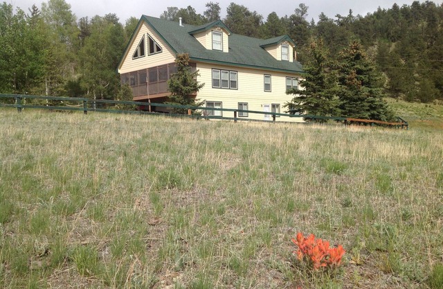 Groups/families, River, Mtn, Fishing, hay ranch. Forest access and 100+ acres.