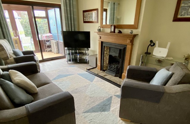 Grove Bungalow, Eastwood, Leigh-on-Sea. Situated In Quiet Cul-de-Sac