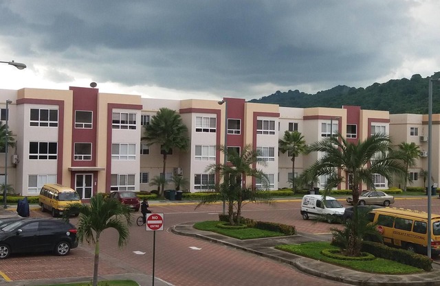 Guayaquil, apartment via the coast, COSTALMAR 1