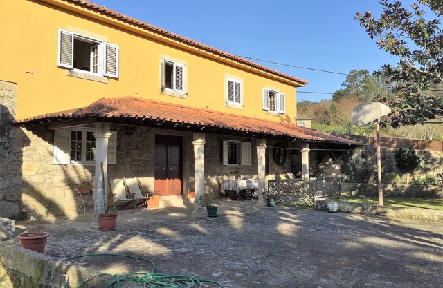Guest accommodation with pool in the heart of Minho