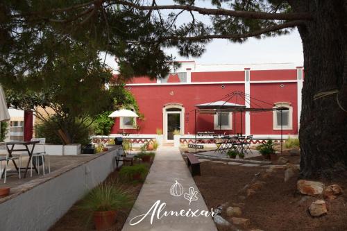 Guest House Almeixar