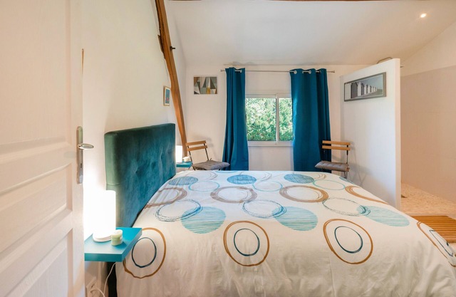 Guest House 'Chene' with Shared Terrace, Wi-Fi and Air Conditioning
