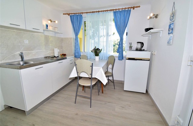 Guest House Kanjuo - Studio Apartment with Terrace and Garden View