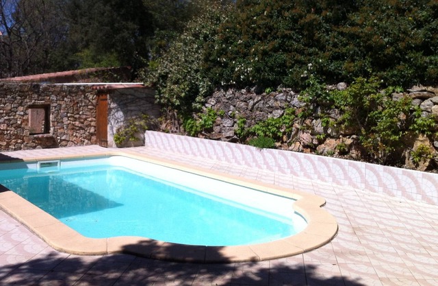 GUEST ROOM FOR 2 PEOPLE WITH SWIMMING POOL