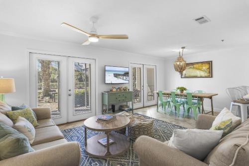 Gulf Place - Gulf Place 103
