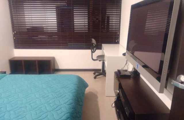 Gye Airport Suite With 24 Hr Staff + Transfers