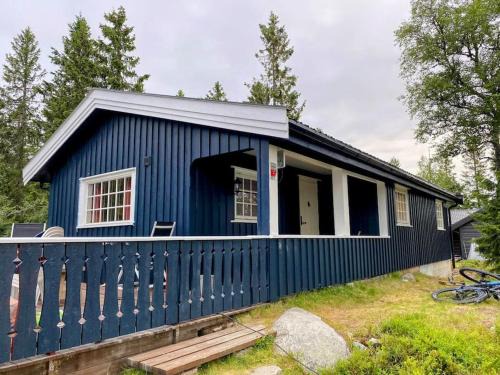 Høstkos og ro på Budor i vinterferien , 4 roms hytte med peis og wifi