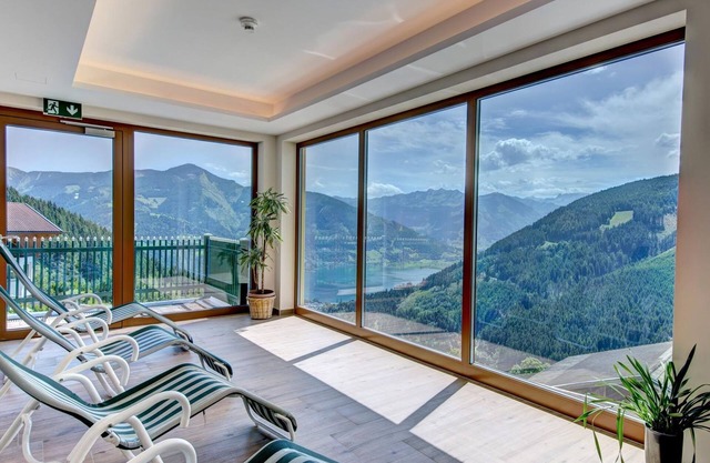 HA Zirbe 110m² Seeblick - Winter - Berghotel Jaga-alm