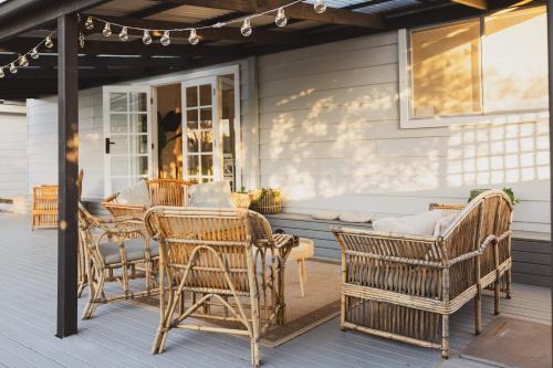 Halcyon Days your perfect getaway Sunday late check out, pet friendly!