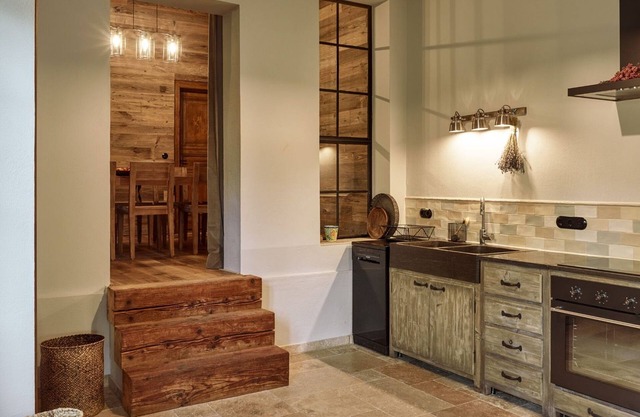 Half the house - Half the house - The upper
