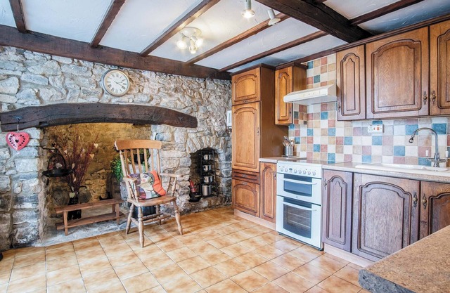Hall House - 3 Bedroom Cottage - Saint Florence