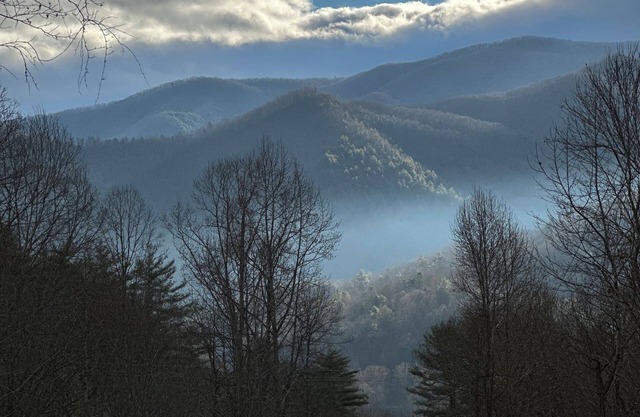 Hampton Haven - Fabulous mountain house close to AT and Watauga Lake!