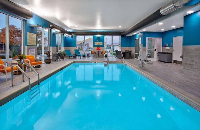 Hampton Inn by Hilton Green Bay Stadium