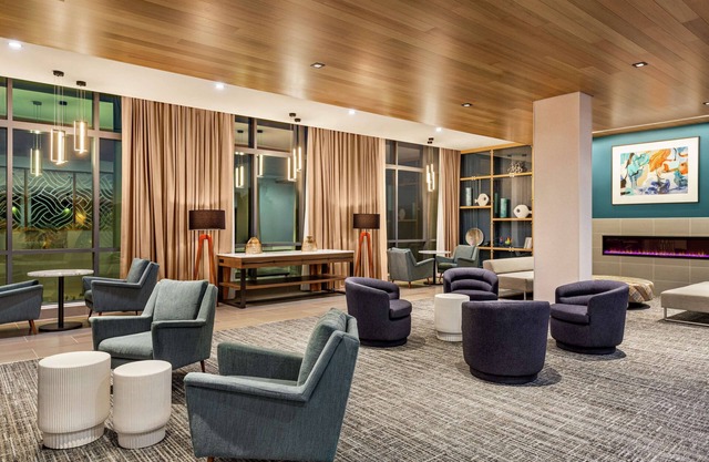 Hampton Inn & Suites San Mateo-San Francisco Airport