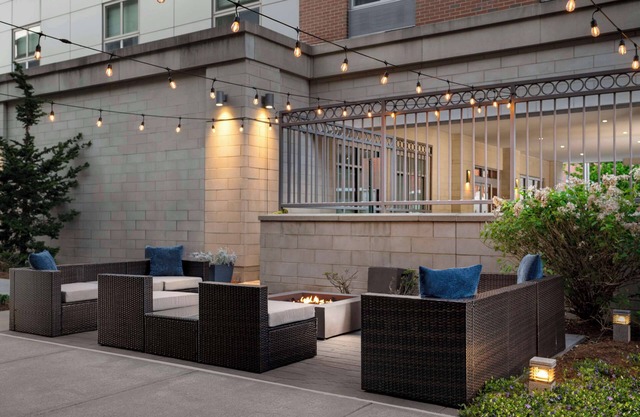 Hampton Inn & Suites Worcester