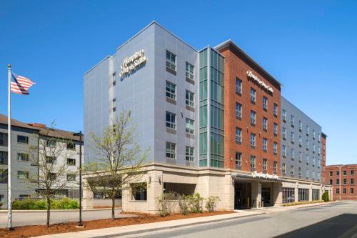 Hampton Inn & Suites-Worcester, MA