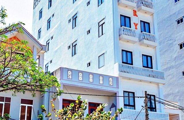 HANZ Luxury Hotel