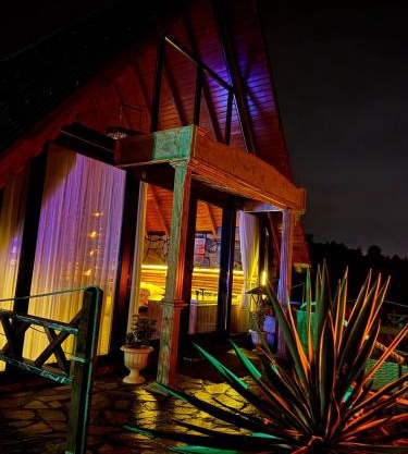 Hanzade suit bungalov