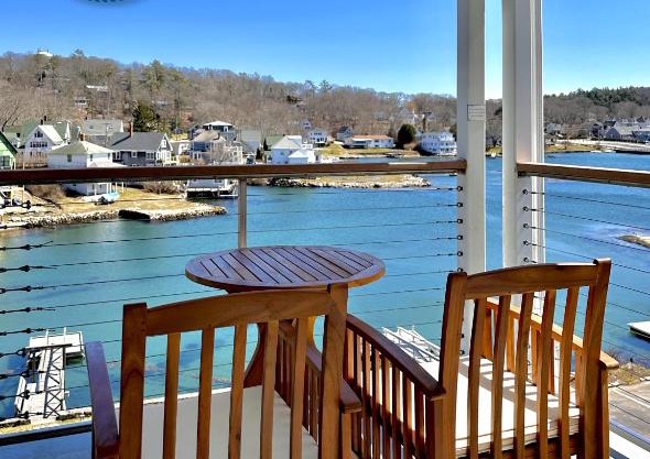 Harborage Inn on the Oceanfront