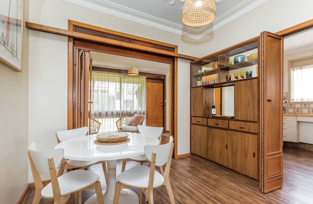 Harbourview House - coast chic in the CBD