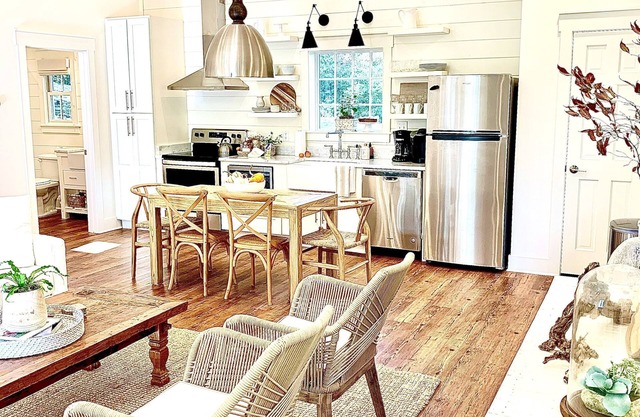 Hart❤️Cottage, Well-Appointed Luxury Guest Cottage 1.4 Miles to Oxford Square!