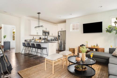 Hart Suite 6 by AvantStay Gorgeous Town House w Modern Amenities in Nashville