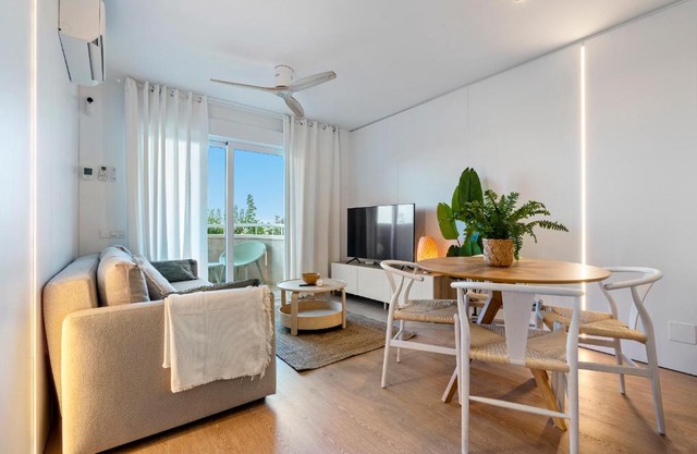 Hauzify I Apartament Mare Internum
