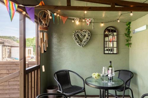 Haworth Haven Cottage - with Garden and Summerhouse